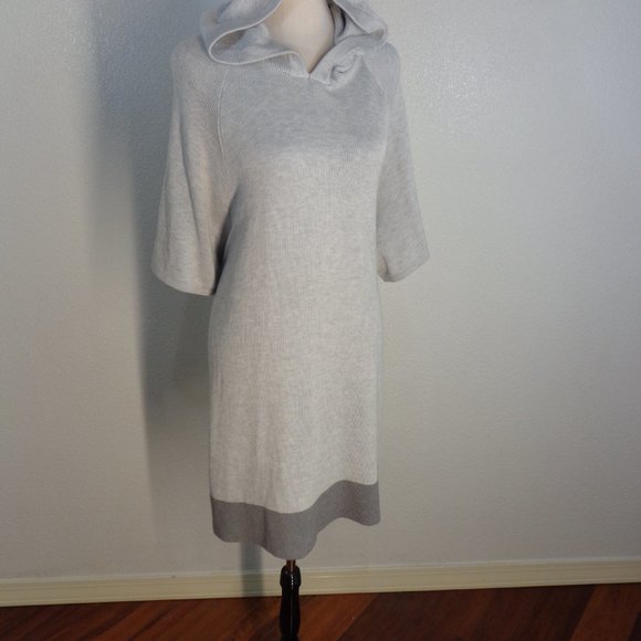 Lululemon Hooded Poncho Size M-L - Gray Color Block Tunic Sweater side vents - Picture 7 of 8